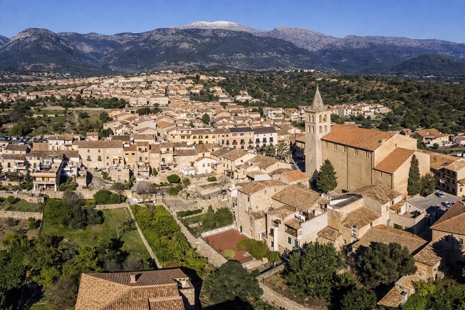Properties for sale in Campanet, North Mallorca — villas, fincas and coastal homes
